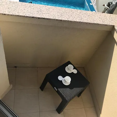 דירה Miruna S Bazenom *